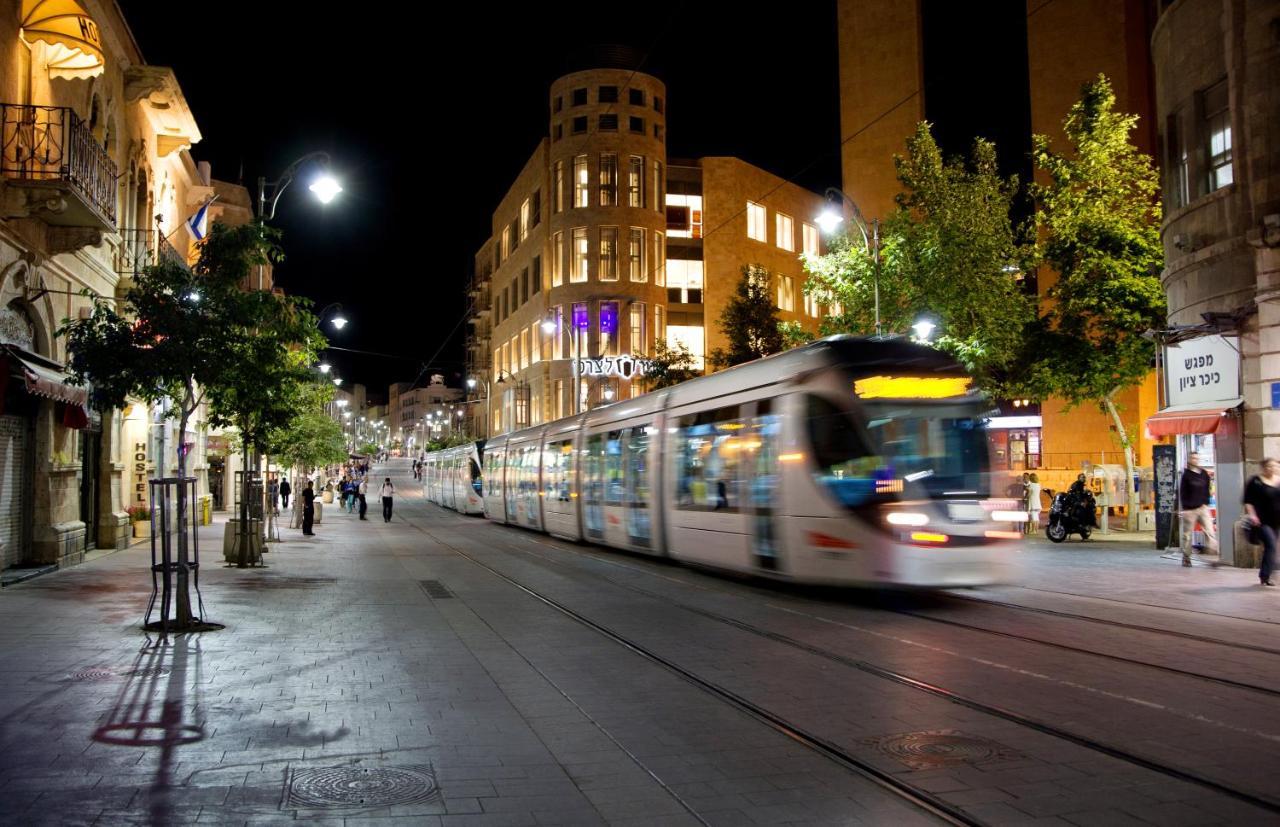 Brown Machne Yehuda * Gerusalemme